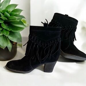 Sbicca “hard to find” BLACK Suede Macramé Fringe Boot. Vintage